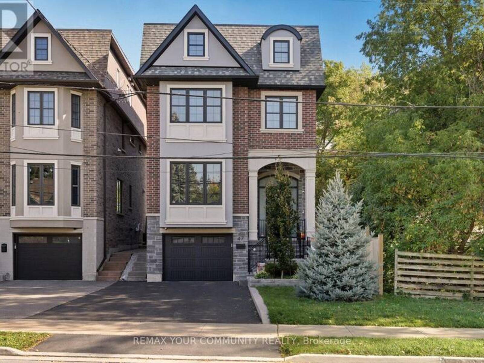 47 HALL STREET, Richmond Hill, Ontario L4C 4N7