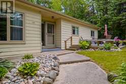107 NICOLE BOULEVARD | Tiny Ontario | Slide Image Three