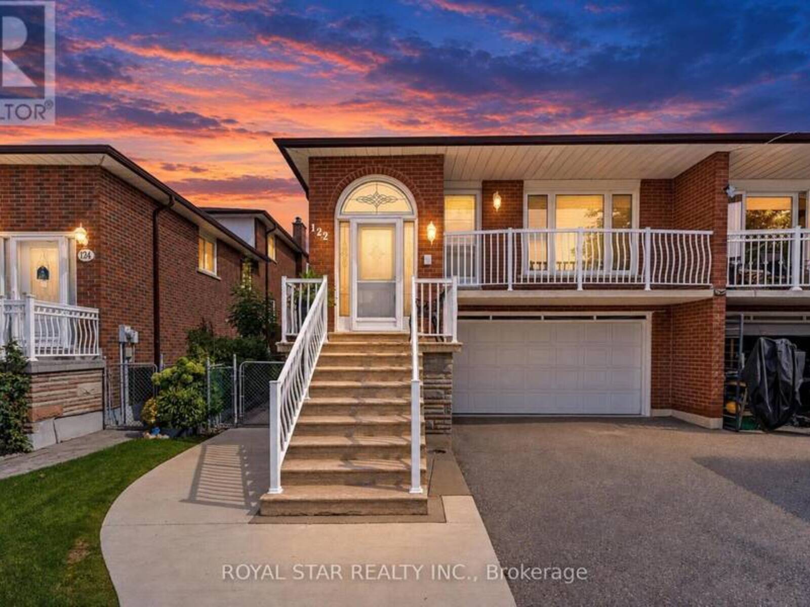 122 SAWMILL ROAD, Toronto, Ontario M3L 2K4