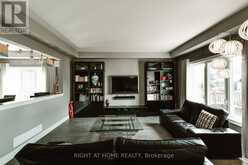 18 JOYCE CRESCENT | Fonthill Ontario | Slide Image Eight