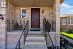 69 STEPHANIE LANE | Barrie Ontario | Slide Image Ten