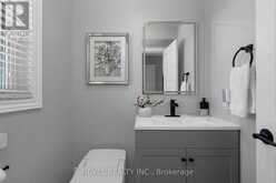69 STEPHANIE LANE | Barrie Ontario | Slide Image Eighteen