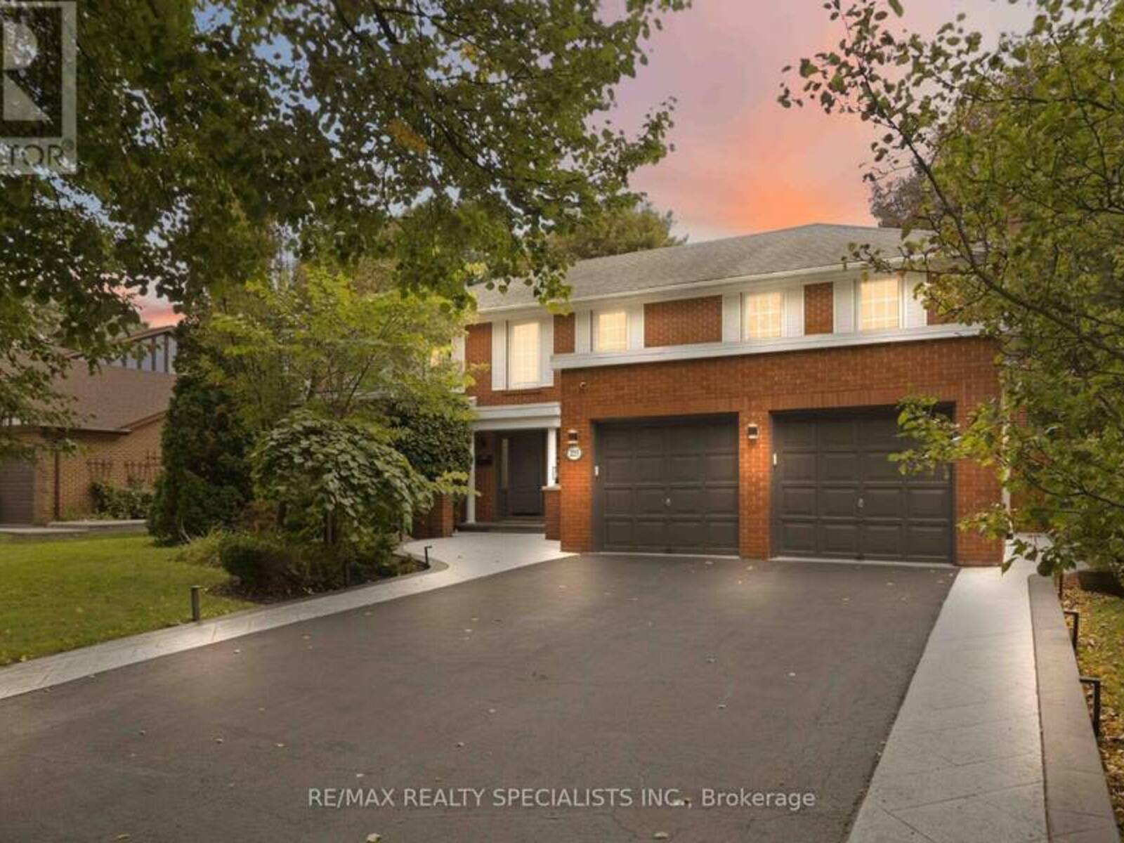 2255 PRINCE JOHN BOULEVARD, Mississauga, Ontario L5K 2J3