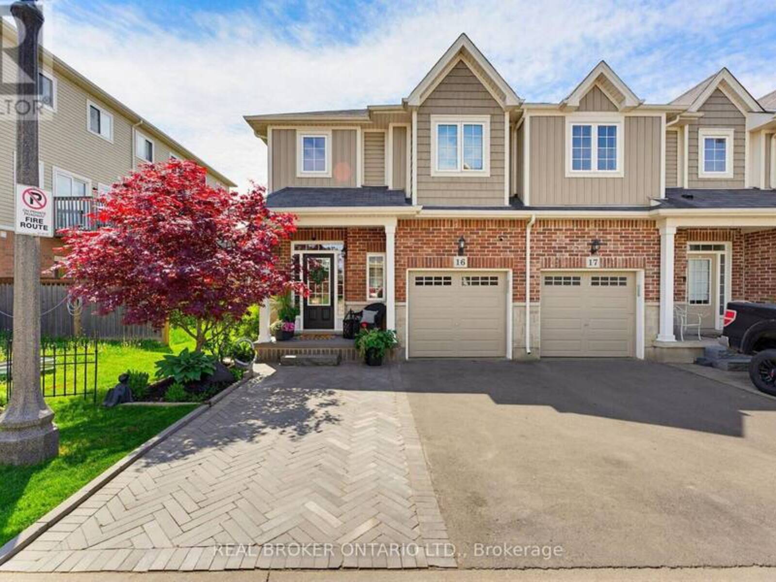 100 CHESTER DRIVE, Cambridge, Ontario N1T 0C8