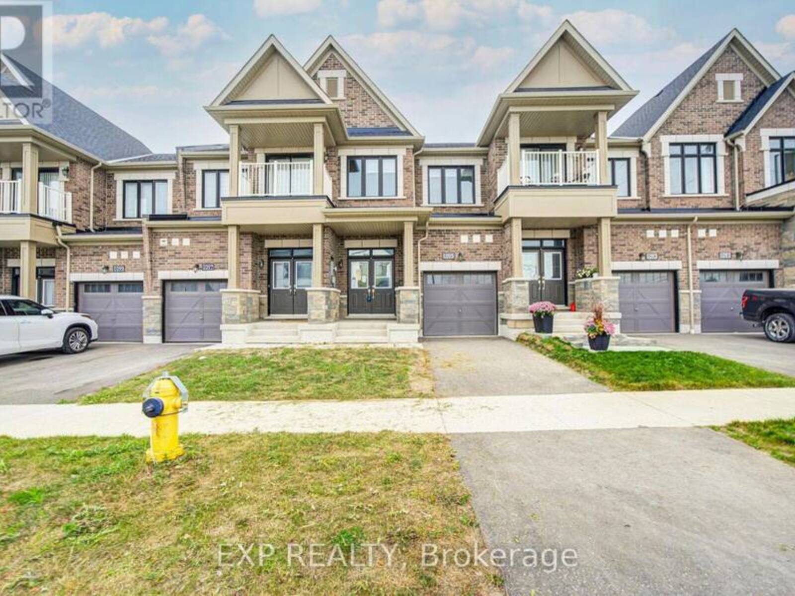 1095 THOMPSON DRIVE, Oshawa, Ontario L1L 0V5