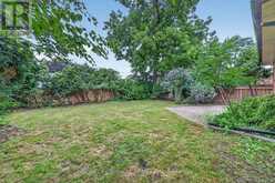 18 ELDERFIELD CRESCENT | Toronto Ontario | Slide Image Forty-three
