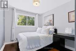 493 FORESTWOOD CRESCENT | Burlington Ontario | Slide Image Thirteen