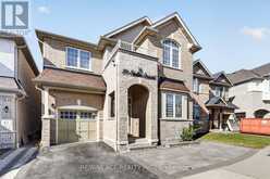 39 SKELTON CRESCENT | Ajax Ontario | Slide Image Four