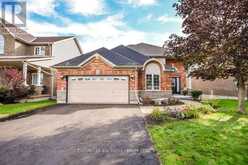 21 ARMEDA CLOW CRESCENT | Angus Ontario | Slide Image One