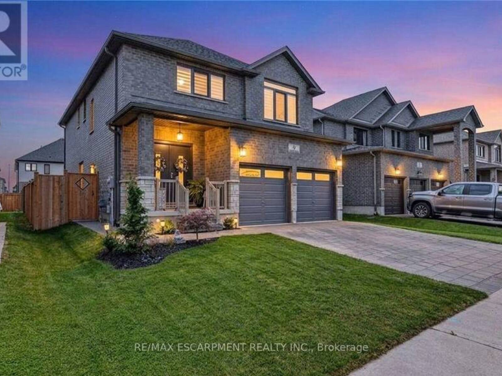 9 GIBBONS ROAD, Paris, Ontario N3L 0E9
