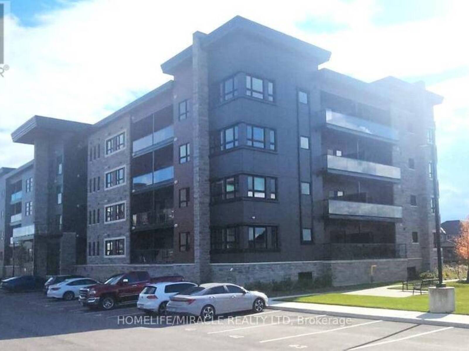 113 - 118 SUMMERSIDES BOULEVARD, Fonthill, Ontario L3E 0C1
