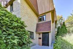 7 - 250 ERSKINE AVENUE | Toronto Ontario | Slide Image Four