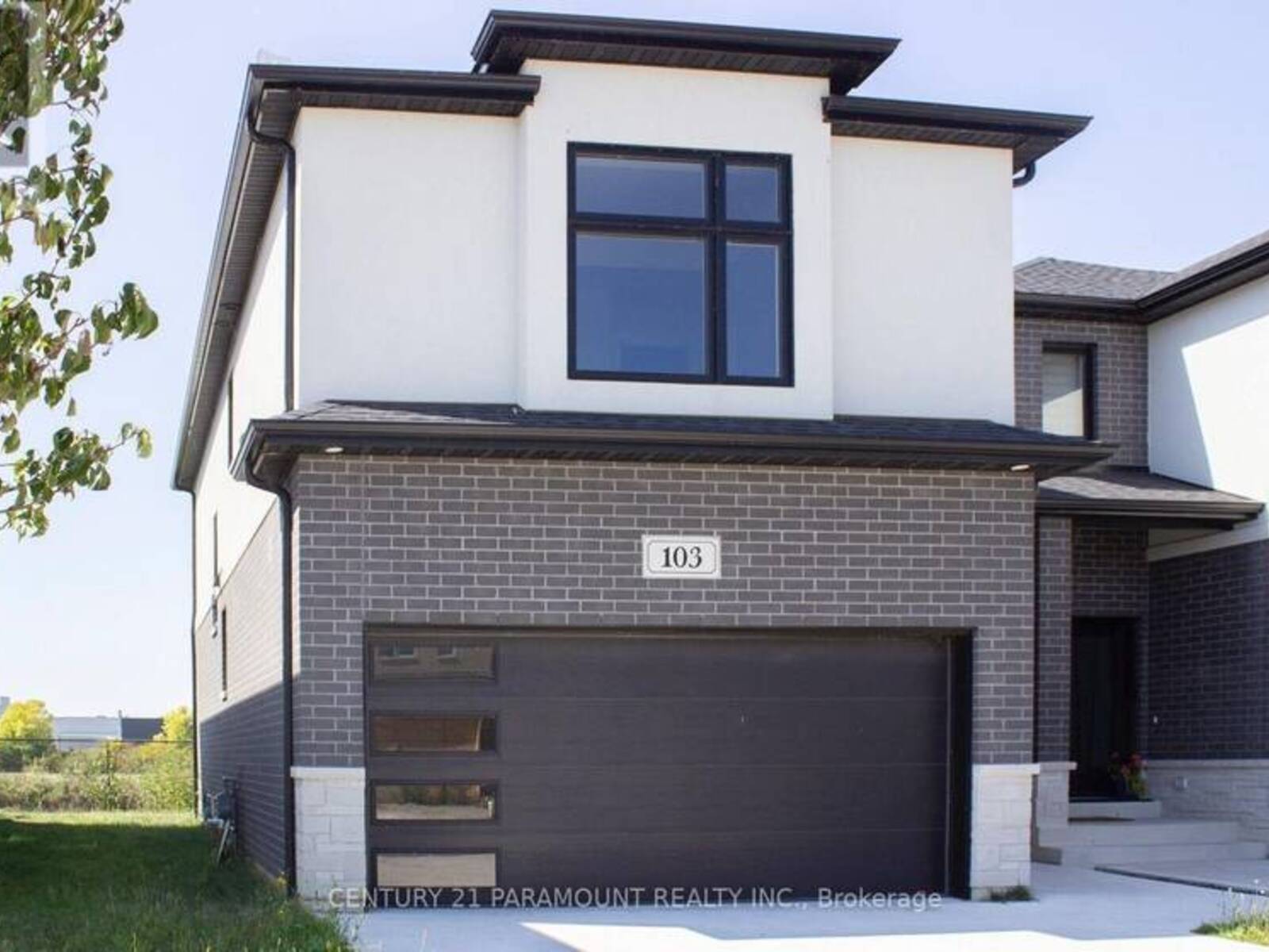 ON - 103 EAGLE STREET, Leamington, Ontario N8H 0G5