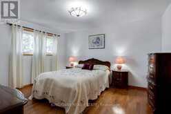 407 GLENASHTON DRIVE | Oakville Ontario | Slide Image Twenty-three