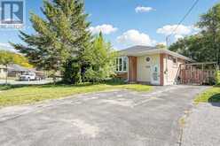 65 WALTER AVENUE | Newmarket Ontario | Slide Image Two