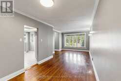 65 WALTER AVENUE | Newmarket Ontario | Slide Image Five