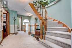 304 CHARLTON AVENUE | Vaughan Ontario | Slide Image Fifteen