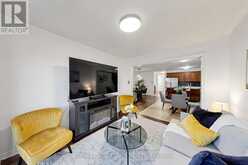 10 DOOLEY CRESCENT | Ajax Ontario | Slide Image Ten