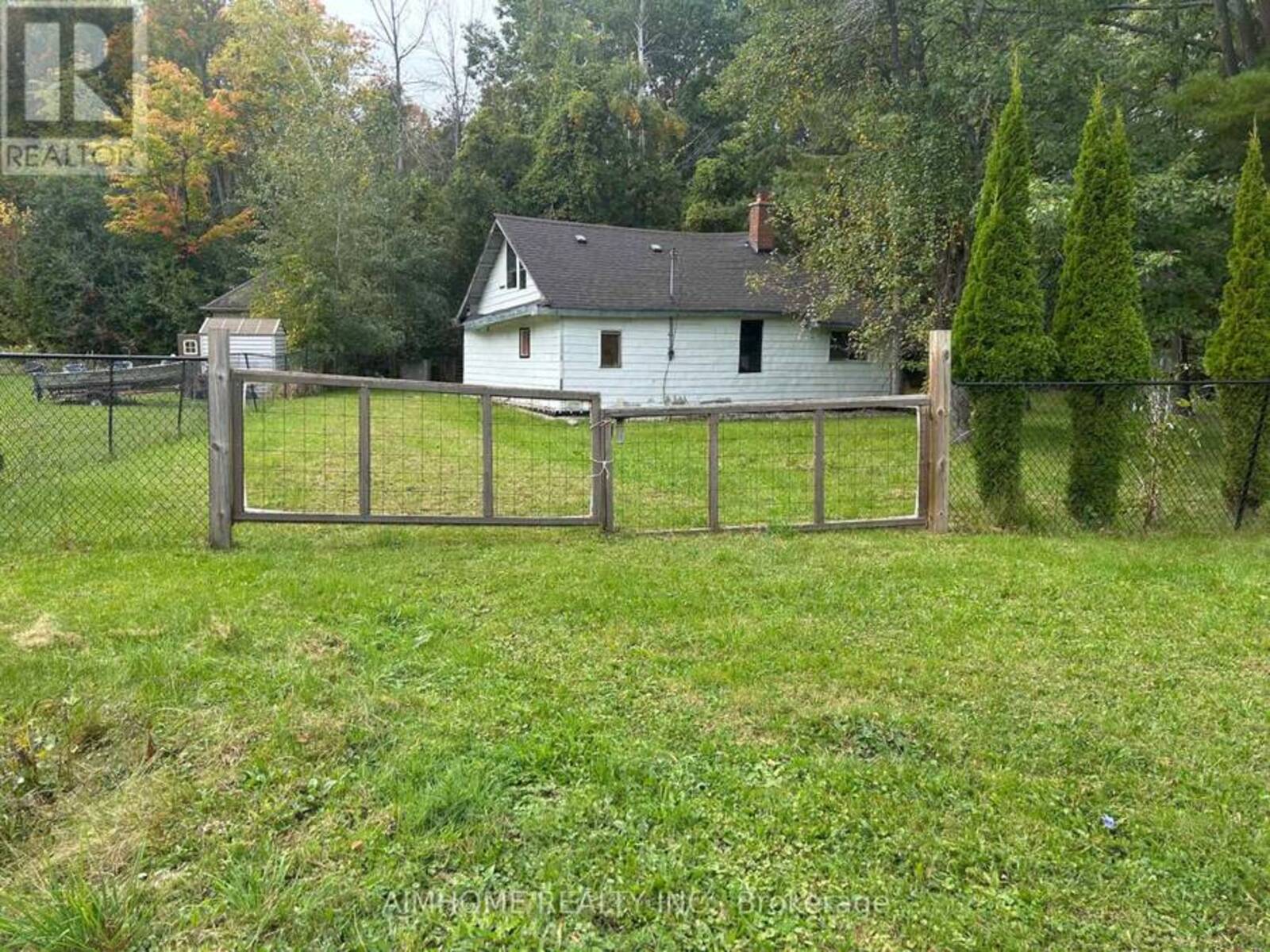 8 CHRISTIDIS DRIVE, Georgina, Ontario L0E 1L0
