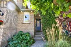 1246 OLD OAK DRIVE | Oakville Ontario | Slide Image Five