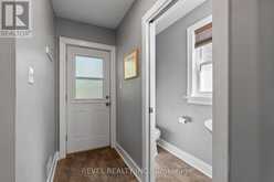 33 MIDDLETON STREET | Cambridge Ontario | Slide Image Seventeen