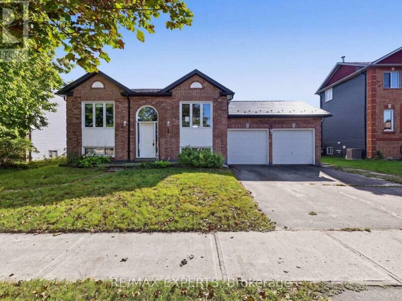 97 CECIL STREET, Angus, Ontario L0M 1B3