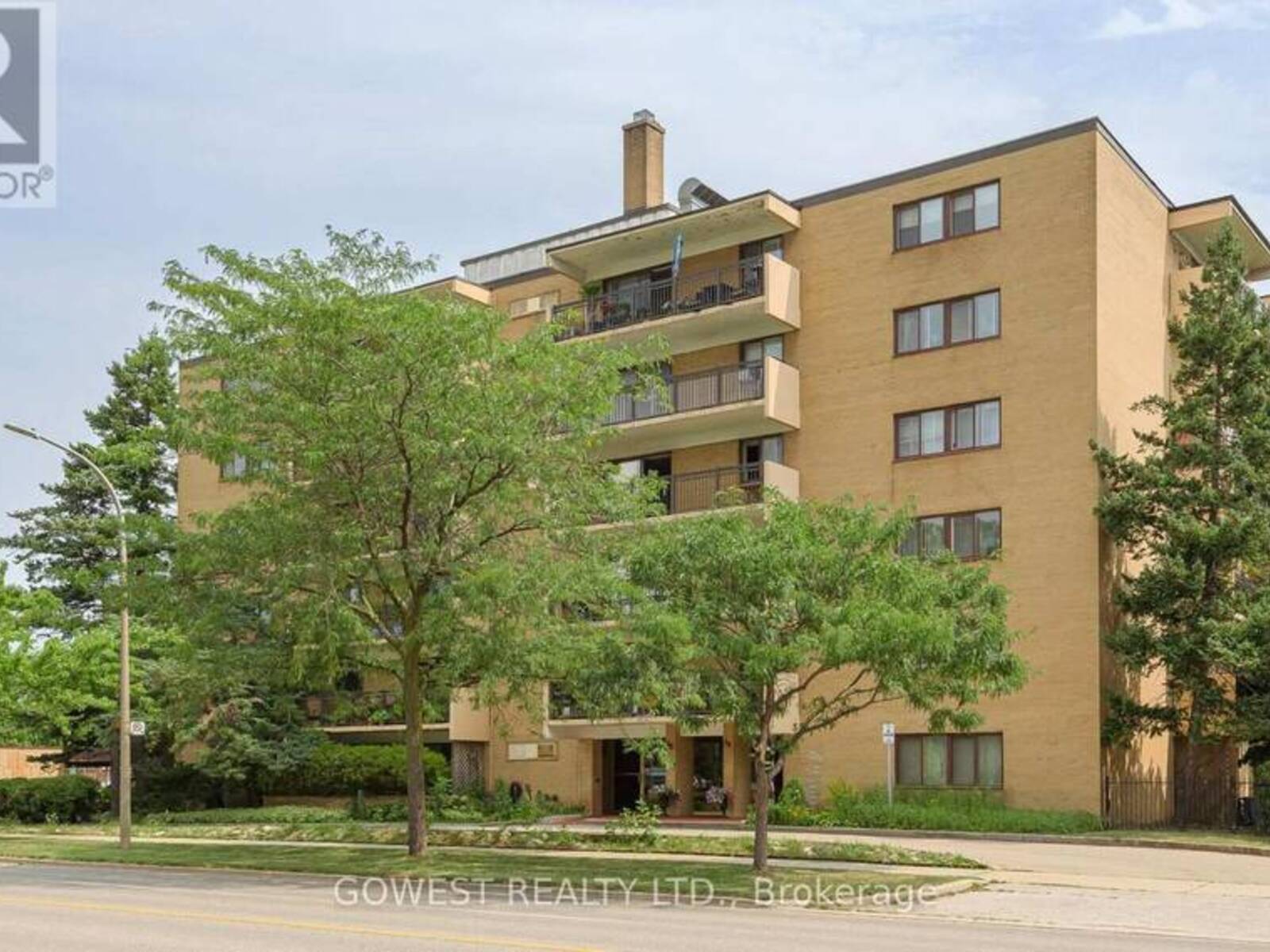 502 - 557 THE EAST MALL, Toronto, Ontario M9B 4A5