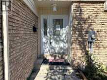 52 ROBBIE CRESCENT | Ajax Ontario | Slide Image Four