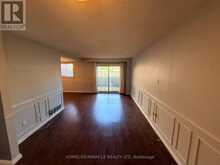52 ROBBIE CRESCENT | Ajax Ontario | Slide Image Eight