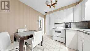 108 YORK DOWNS DRIVE | Toronto Ontario | Slide Image Thirteen