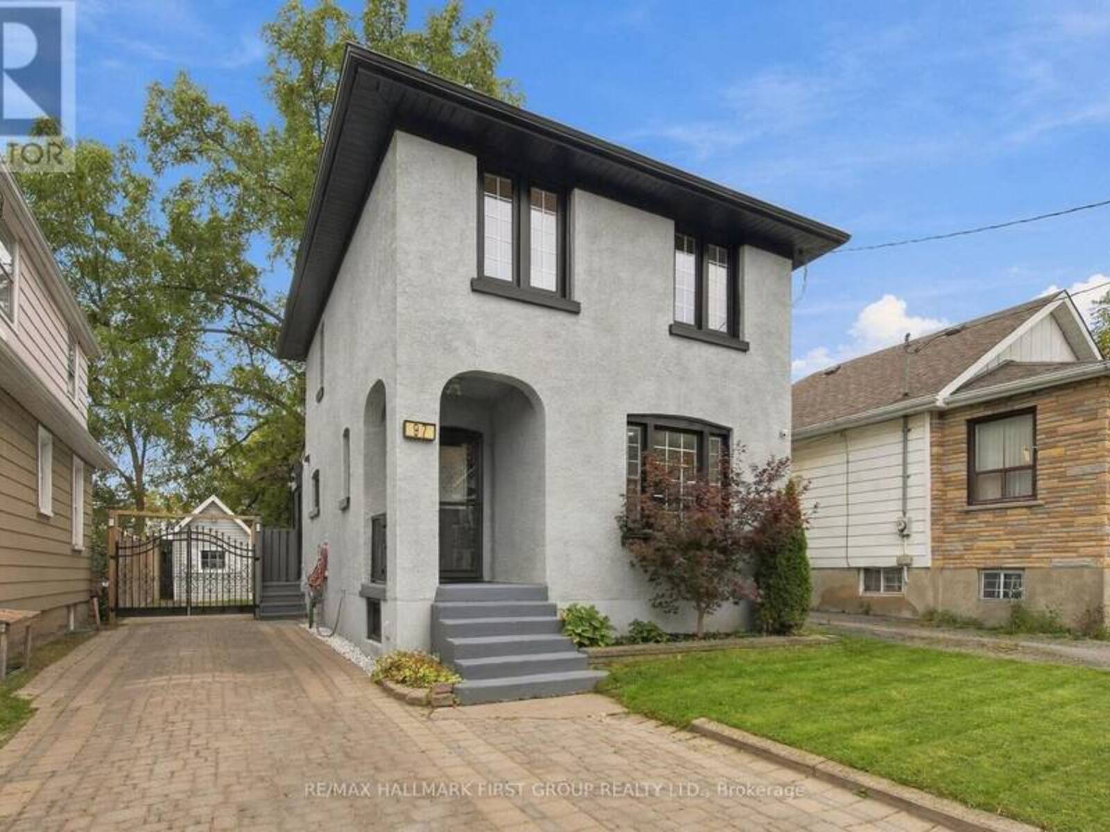 97 OLIVE AVENUE, Oshawa, Ontario L1H 2P1