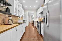 21 BRIGHTON AVENUE | Toronto Ontario | Slide Image Nine