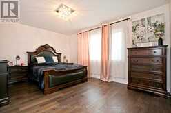 52 STOYELL DRIVE | Richmond Hill Ontario | Slide Image Sixteen
