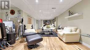 4 DORAL GATE | Markham Ontario | Slide Image Forty