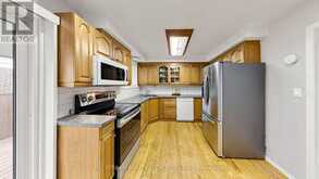 3163 IBBETSON CRESCENT | Mississauga Ontario | Slide Image Twelve