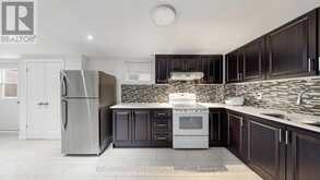 3163 IBBETSON CRESCENT | Mississauga Ontario | Slide Image Thirty-three