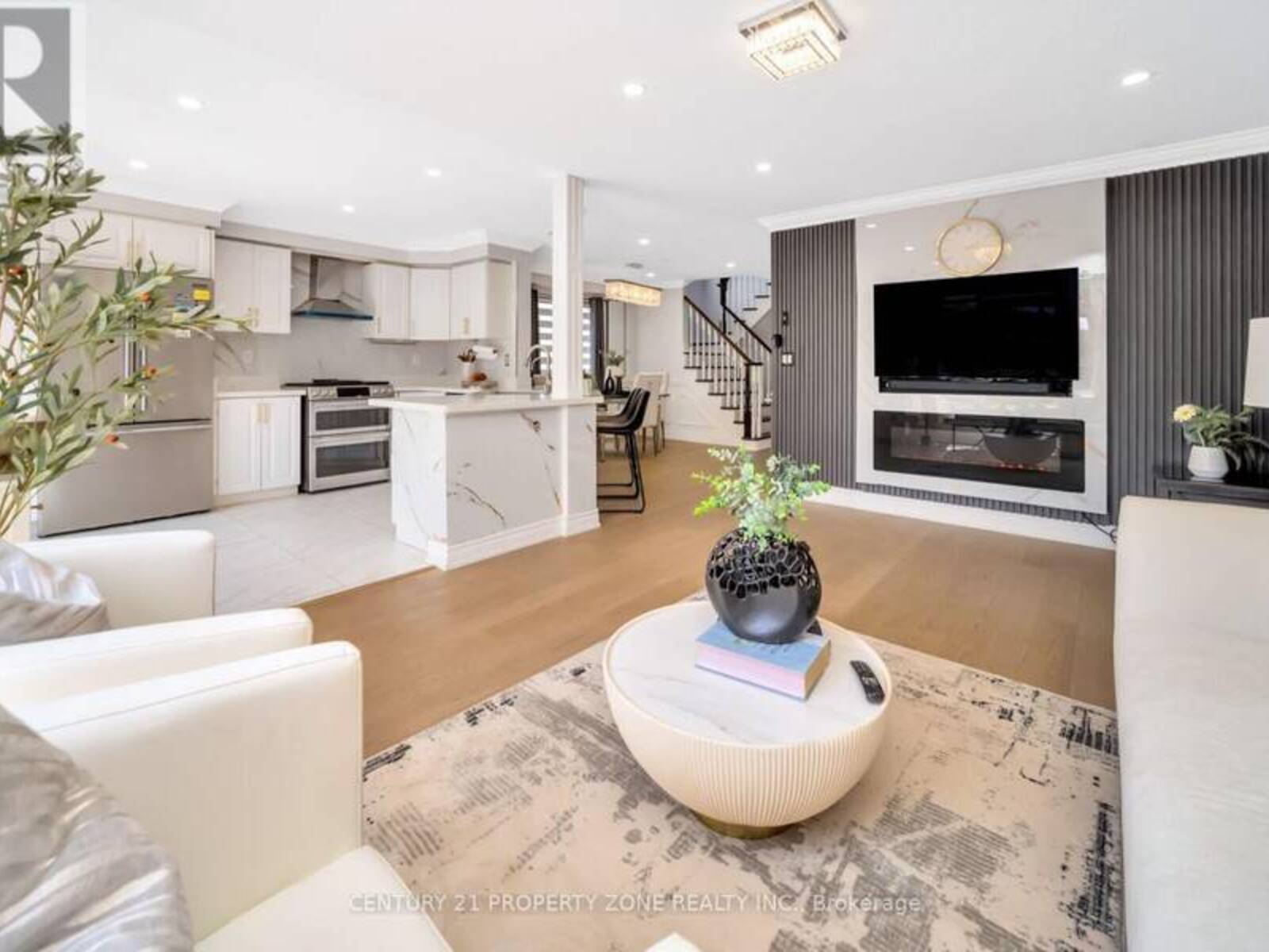 400 PATTERSON DRIVE, Milton, Ontario L9T 5N4
