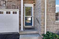 65 - 566 SOUTHRIDGE DRIVE | Hamilton Ontario | Slide Image Four