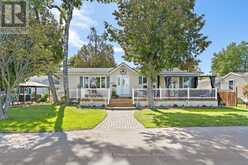 48 LAKESHORE DRIVE | Puslinch Ontario | Slide Image One