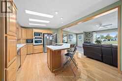 48 LAKESHORE DRIVE | Puslinch Ontario | Slide Image Eight
