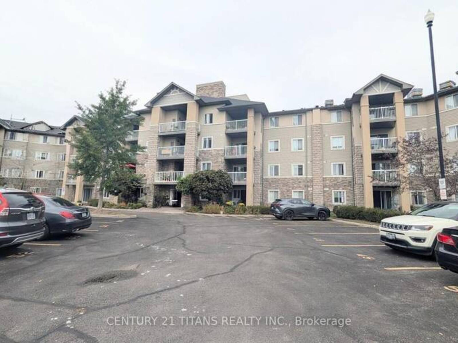 115 - 684 WARDEN AVENUE, Toronto, Ontario M1L 4W4