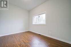 27 JONQUIL CRESCENT | Markham Ontario | Slide Image Ten