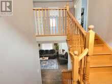 256 MCBRIDE CRESCENT | Newmarket Ontario | Slide Image Twelve