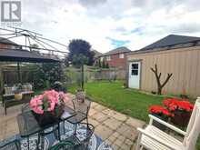 256 MCBRIDE CRESCENT | Newmarket Ontario | Slide Image Thirty-three