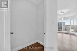 809 - 5250 LAKESHORE ROAD | Burlington Ontario | Slide Image Twenty-five