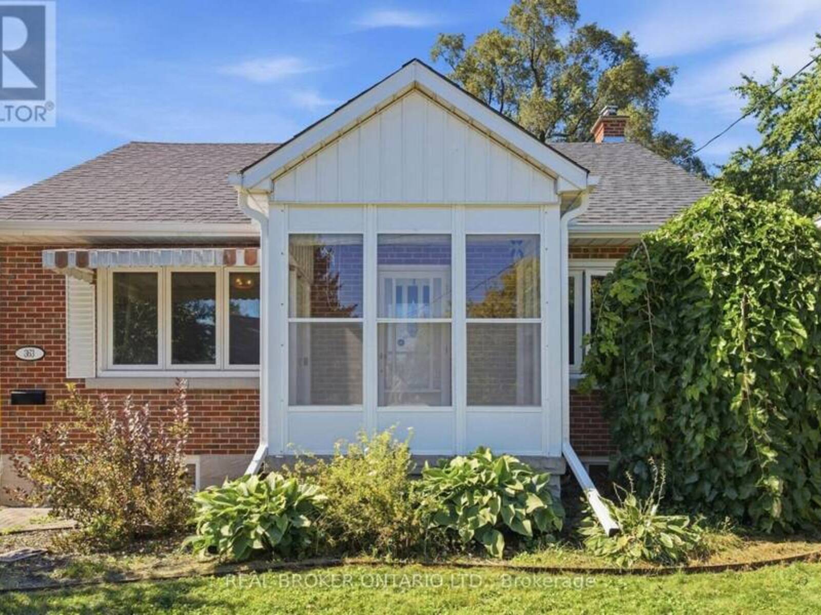 363 LAWRENCE AVENUE, Kitchener, Ontario N2M 1Y7
