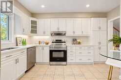 19 SWEENEY DRIVE | Toronto Ontario | Slide Image Fifteen
