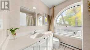 110 COURVILLE COACH WAY | Toronto Ontario | Slide Image Thirty-one