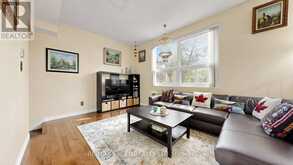 110 COURVILLE COACH WAY | Toronto Ontario | Slide Image Six