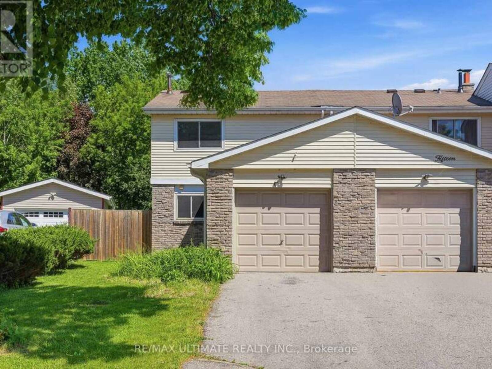 17 QUANTRELL TRAIL, Toronto, Ontario M1B 1L7